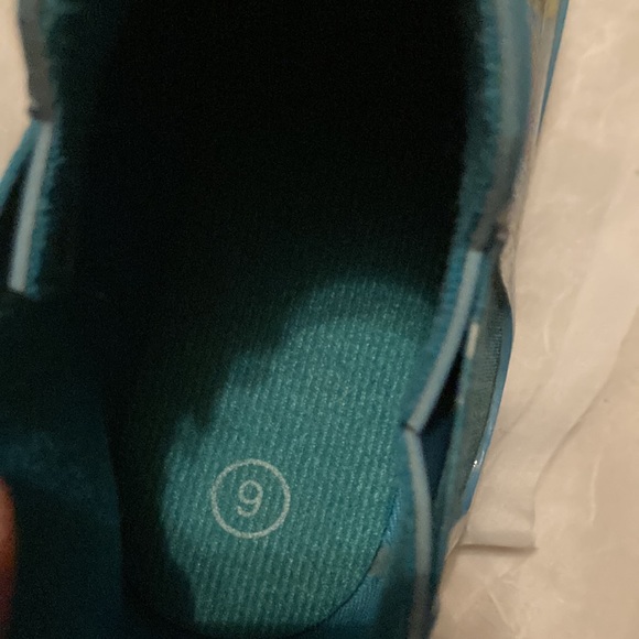 Sakroots short (ankle height) rain boots - Picture 10 of 12